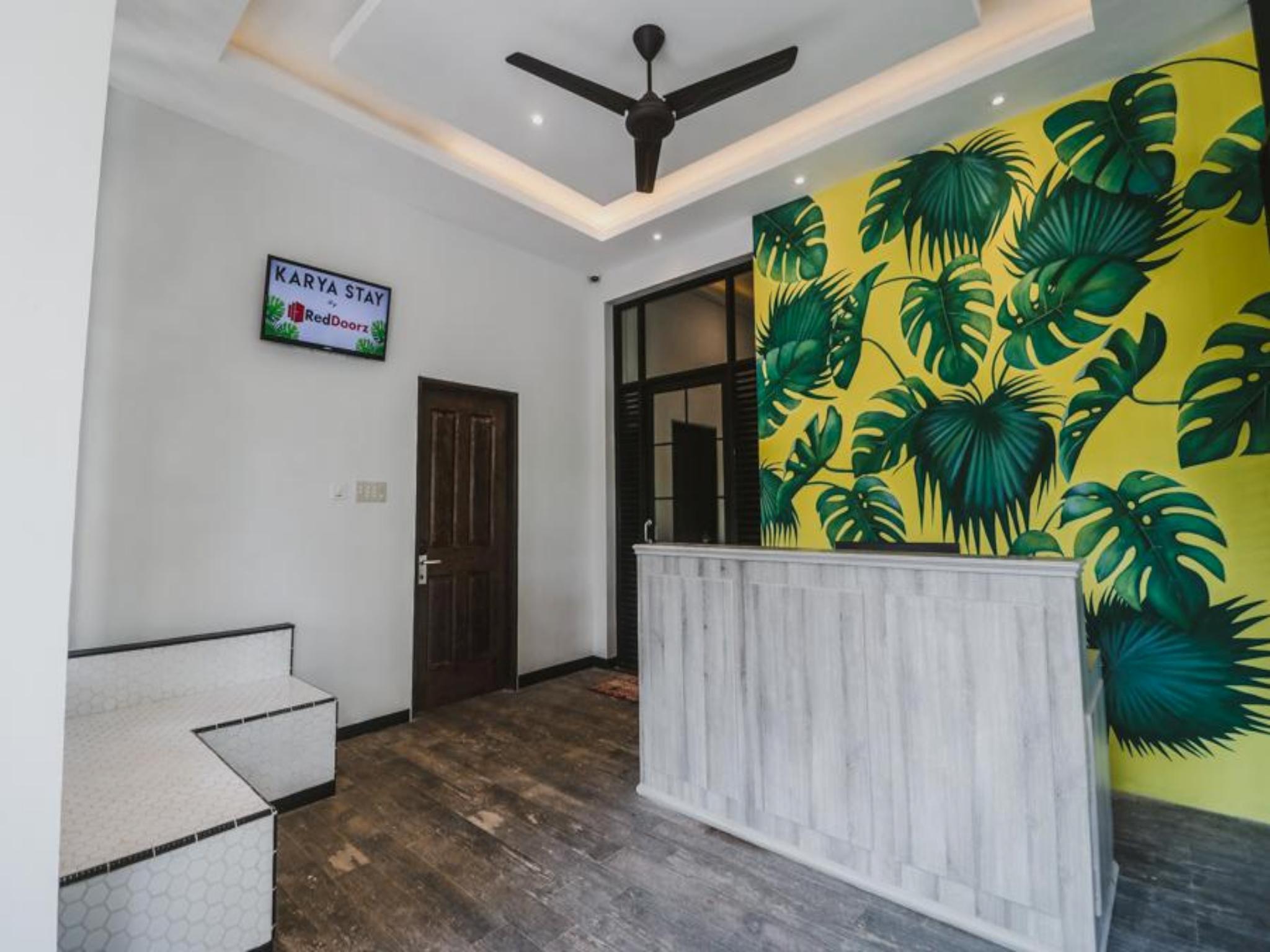 Reddoorz Plus Near Mall Slipi Jaya Jakarta Ngoại thất bức ảnh