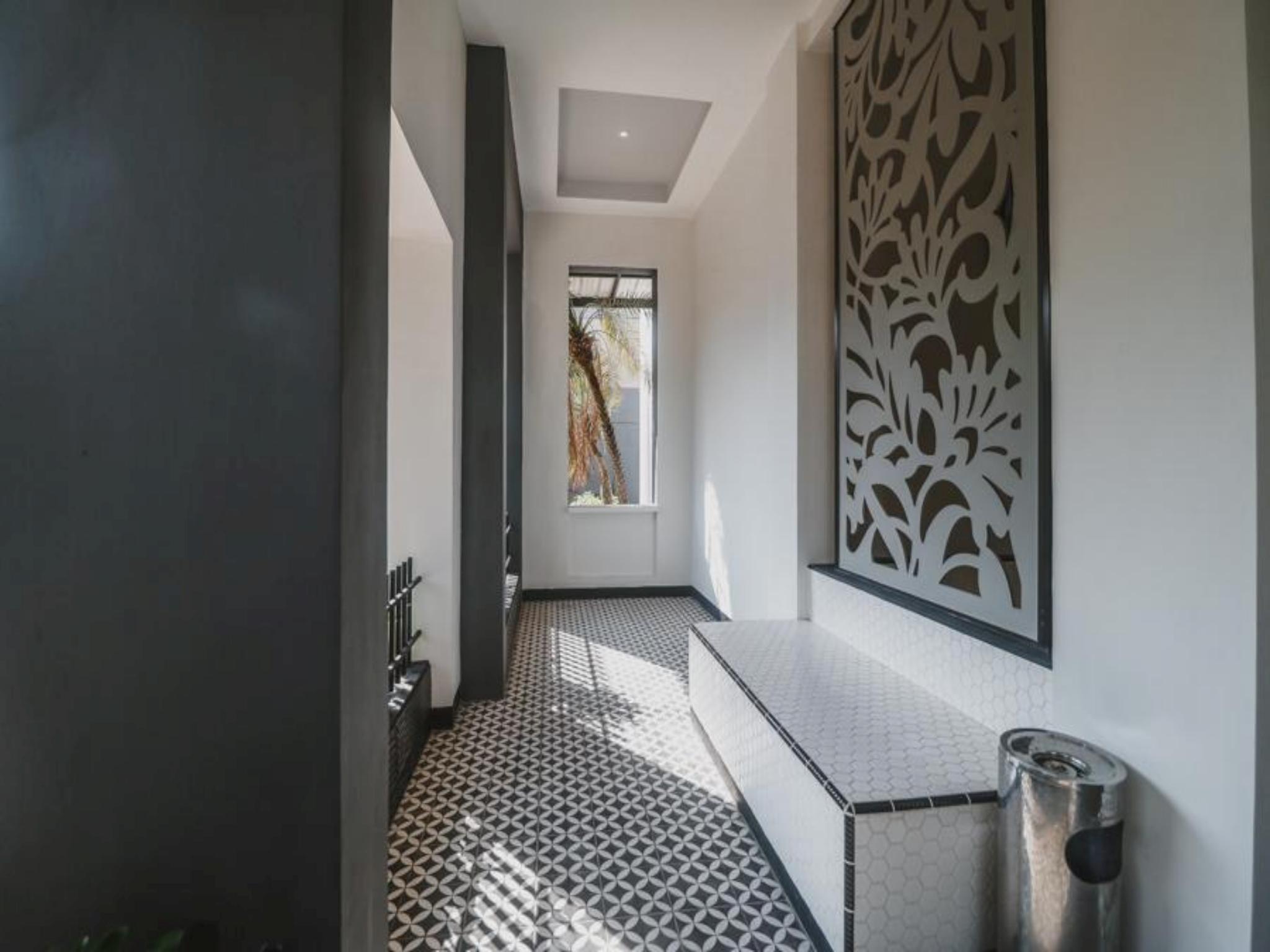 Reddoorz Plus Near Mall Slipi Jaya Jakarta Ngoại thất bức ảnh
